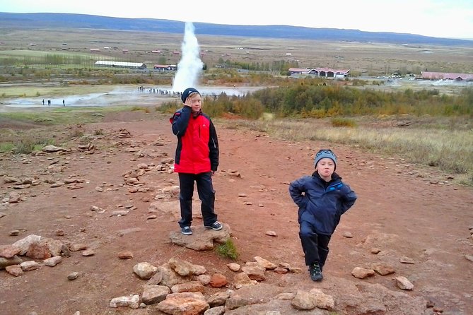 Private Golden Circle Tour from Reykjavik - Food, Snacks, and Bonus Stops When Your Guide Has Time