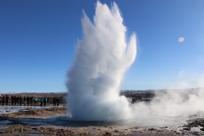 Private Golden Circle Tour Iceland | Day Tour - Stop 5: Kerið crater, 3,000 years old and made for quick walking