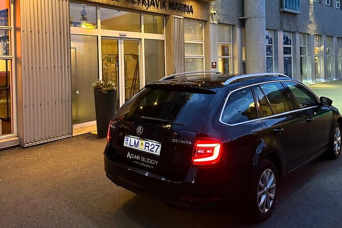 Private Hotel Transfer: Reykjavik to Keflavik Airport: upto 8 PAX - Communication you can feel good about before you leave