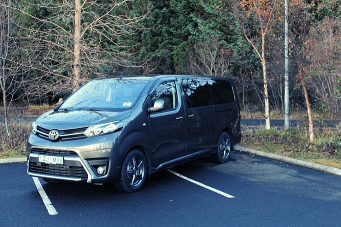 Private Keflavik Airport Transfer (Round trip) - The return pickup: your schedule, early departures, and late afternoons