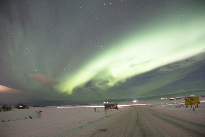 Private Northern Lights Tour from Reykjavik - West Region viewing: why the direction can make or break it