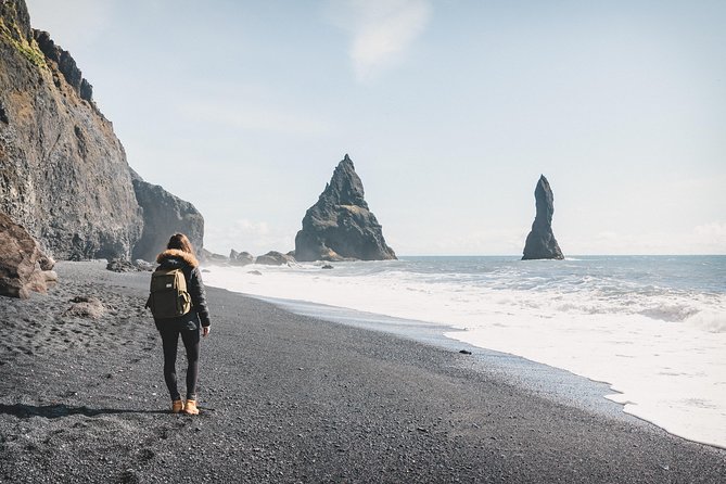 Private South Coast Fire and Ice: Glacier viewpoint & Lava Show - Reykjavik pickup at 9am, and why private transport matters on the south coast