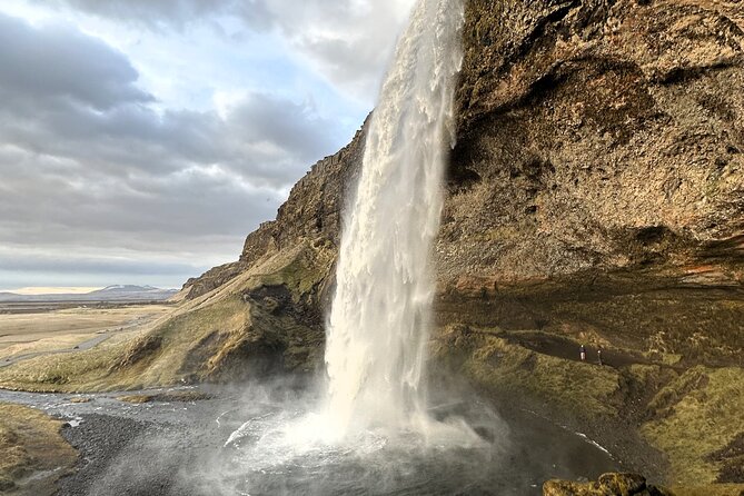 Private South Coast tour - Pickup, timing, and dressing for a 12-hour Iceland day