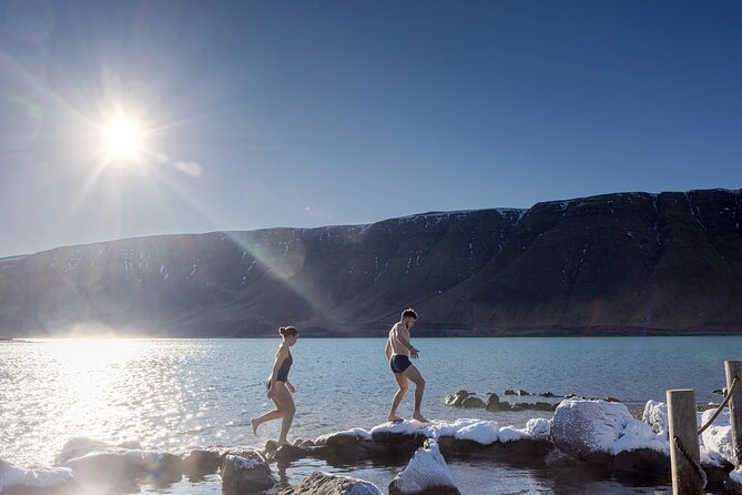 Private Tour to Golden Circle and Hvammsvík Hot Spring - Friðheimar Tomato Greenhouses: Geothermal Energy, Plus a Food Stop You Can Taste