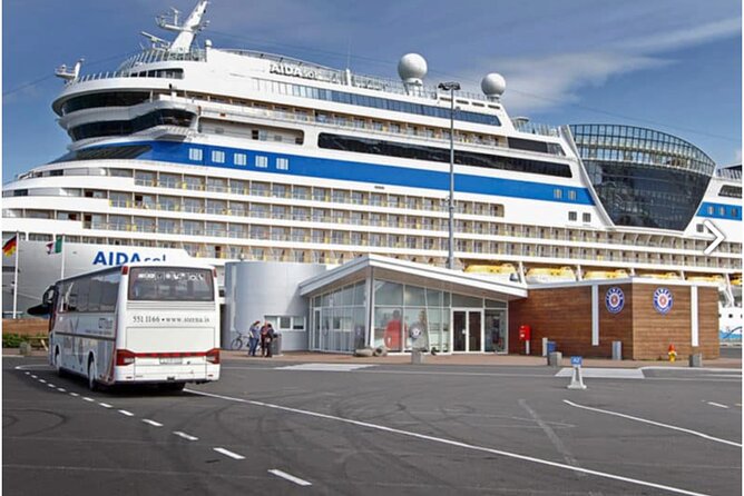 Private Transfer from Cruise Ship Port to Keflavik Int. Airport - Cruise Port Pickup in Reykjavik, Done the Practical Way