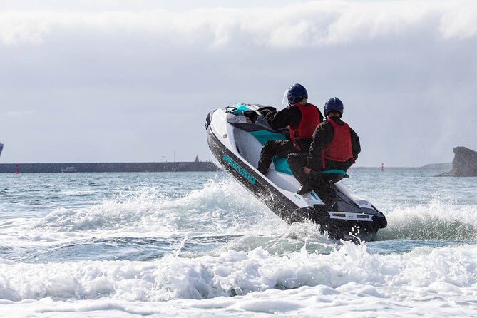 Puffin Jet ski tour in Reykjavík - Safety and comfort: helmet communication and gear that keeps the ride fun