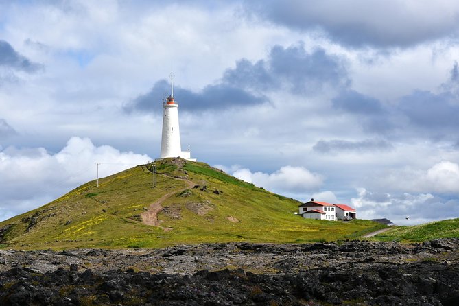 Reykjanes peninsula - Hafnarfjörður harbor walk: food, art, and the town of the hidden people