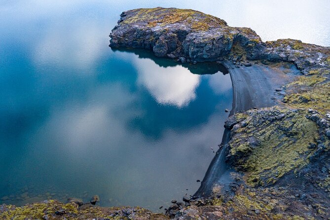 Reykjanes Peninsula :Private Guided Tour - Kleifarvatn Lake Stop, a Quiet End With Distinct Geology