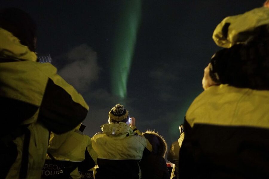Reykjavik: 2-Hour Northern Lights by Boat with Backup Plan - The Guide Experience: Science, Myths, and Keeping You Engaged