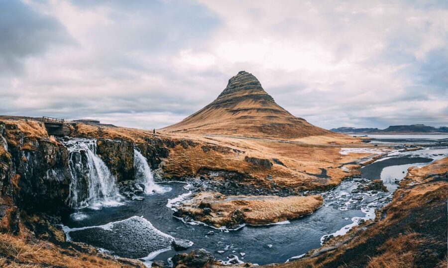 Reykjavik: 8-Day Small Group Circle of Iceland Tour - Skaftafell, Jökulsárlón, and the ice cave day that feels like another planet