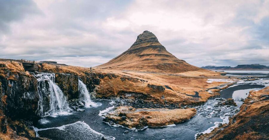 Reykjavik: 8-Day Small Group Circle of Iceland Tour - East Fjords and the Northern Lights evening plan