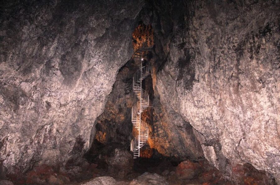 Reykjavik: 8-Day Small Group Circle of Iceland Tour - What you get for the price, and who it is good value for