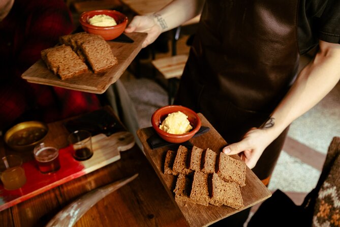 Reykjavík All In One Food Tour - Eat, Drink & Explore with Locals - The vibe: a 4-hour Icelandic sampler with city stories