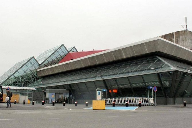 Reykjavik area to Keflavik Private Luxury Airport Transfer - The Drive to Keflavik International Airport: What This Transfer Really Optimizes