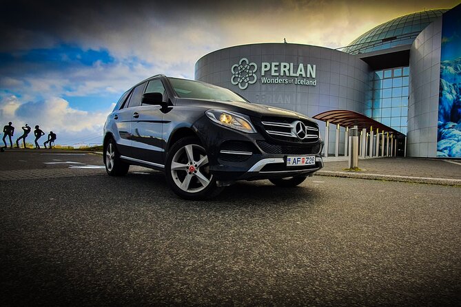 Reykjavik area to Keflavik Private Luxury Airport Transfer - Private, Business-Class, and Only Your Group: The Real Logistics Benefit