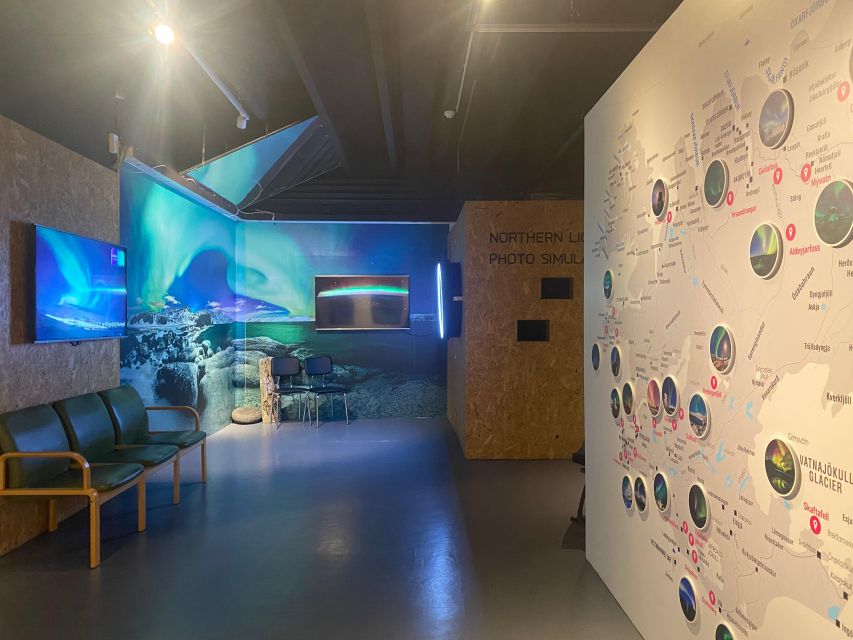 Reykjavik: Aurora Reykjavik The Northern Lights Center Entry - Price and value: a fixed-cost aurora lesson for $33