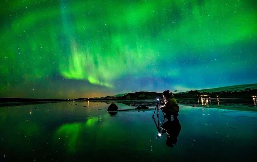 Reykjavik: Aurora Small Group 4x4 Northern Lights Adventure - Warmth, Snacks, and the Small Comforts That Matter in Iceland
