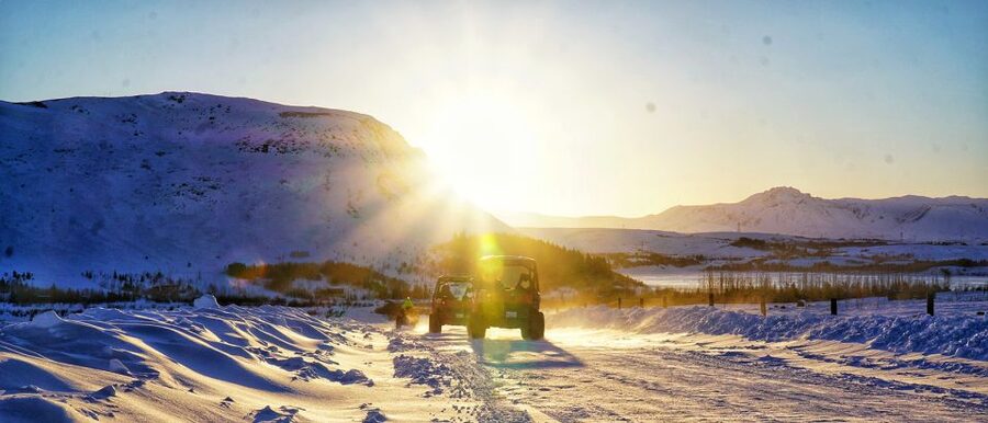 Reykjavik: Buggy Safari Tour with Hotel Transfers - Off-road moments: mixed terrain, lake scenery, and tricky winter routes
