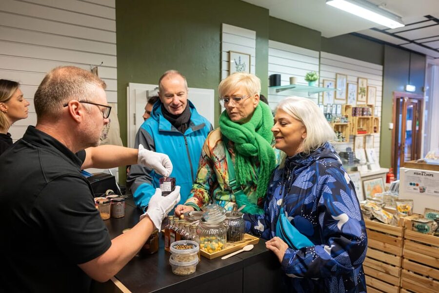 Reykjavik: Christmas Food Tour with Tastings and Drinks - Christmas drinks to warm you up: Jólaöl, malt og appelsín, and Jólaglögg