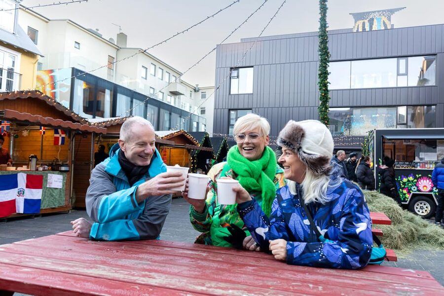 Reykjavik: Christmas Food Tour with Tastings and Drinks - Price and value for a 3-hour holiday food walk