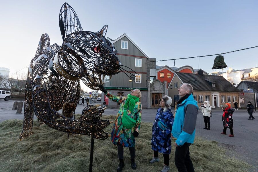 Reykjavik: Christmas Walking Tour with Icelandic Traditions - Spotting hidden Yulelads as you walk the center