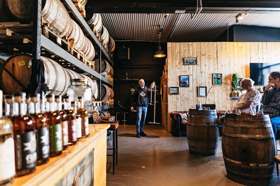 Reykjavik: Eimverk Distillery Guided Tour with Tasting - Who this tour suits best, and who should skip