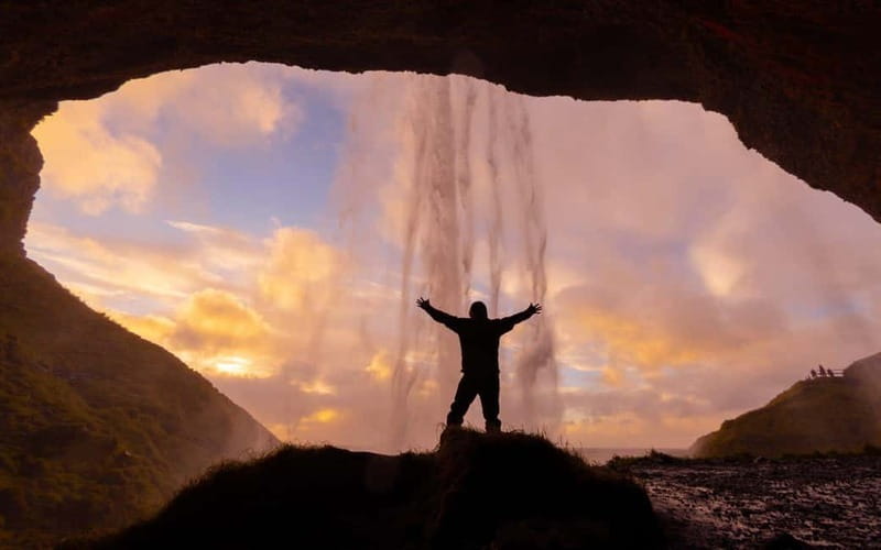 Reykjavík: Epic South Coast Tour - Waterfalls & Black Beach - Hellisheiði geothermal plant, sagas, and why the drive matters