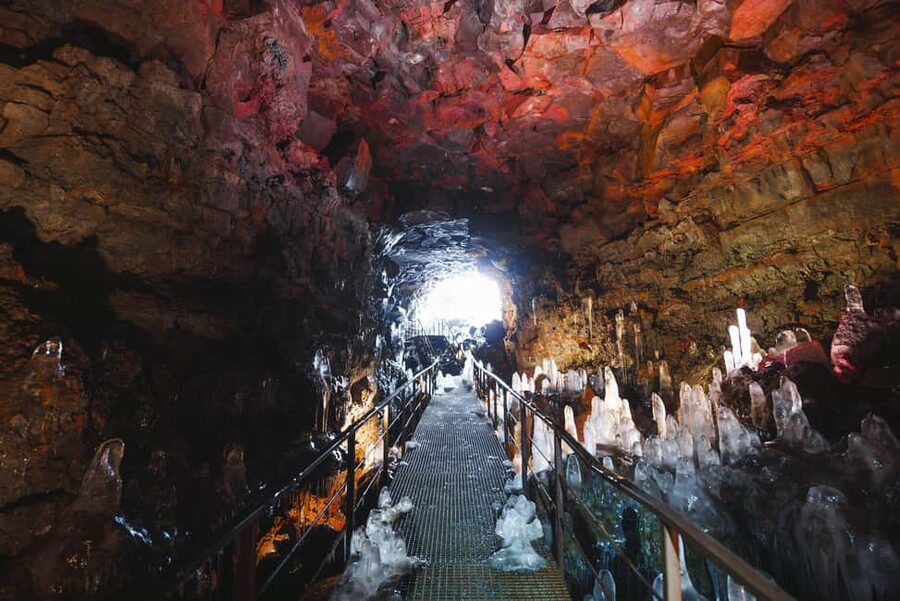 Reykjavik: Evening Lava Tunnel and Northern Lights Hunt - How The Guide Turns Volcanic Rock Into A Real Explanation