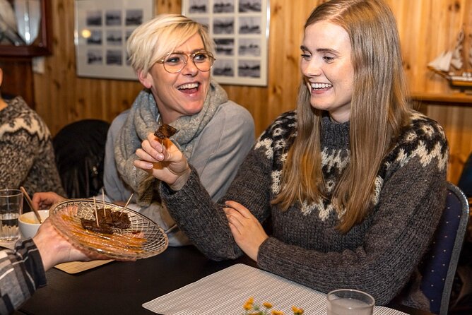 Reykjavik Food Lovers Tour - Icelandic Traditional Food - Key things that make this tour worth your time