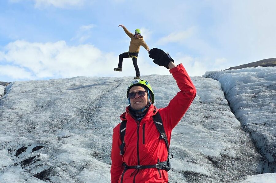 Reykjavik: Glacier Hike, Waterfalls and Black Sand Beach - How the day flows, and why timing feels both efficient and stretched