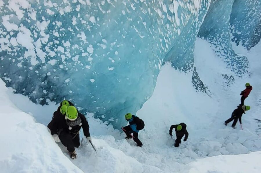 Reykjavik: Glacier Hike, Waterfalls and Black Sand Beach - Who should book this glacier, waterfalls, and black sand combo