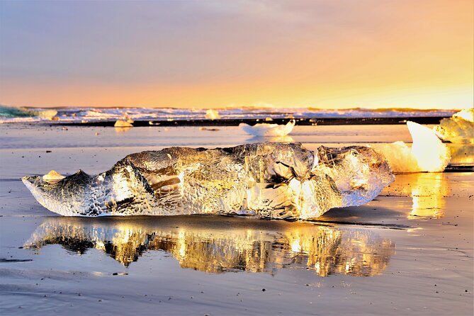 Reykjavik: Glacier Lagoon, Diamond Beach & South Coast Day Tour - Key highlights to clock before you go