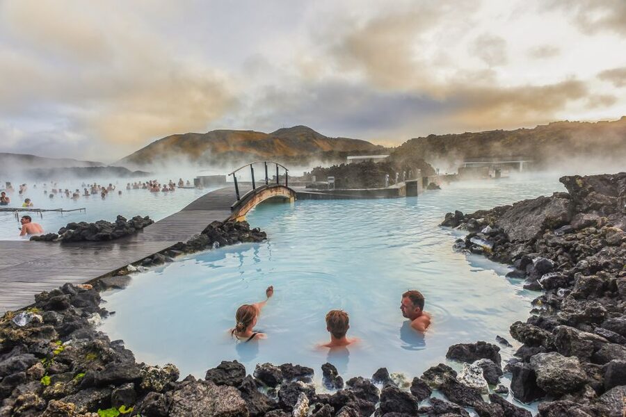 Reykjavík: Golden Circle, Blue Lagoon & Northern Lights Tour - Golden Circle, Blue Lagoon, and Northern Lights in One Long Day