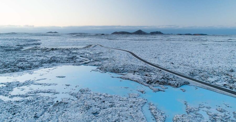 Reykjavik: Golden Circle Day Trip with Blue Lagoon Transfer - Guide Energy Makes the Stops Click