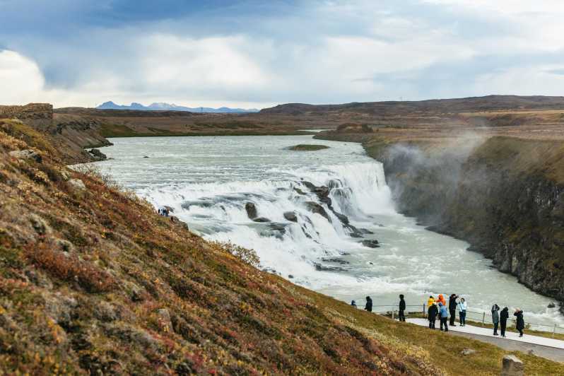 Reykjavik: Golden Circle, Kerid, and Fridheimar Minibus Tour - Thingvellir National Park and the Rift Valley at the North Atlantic Ridge