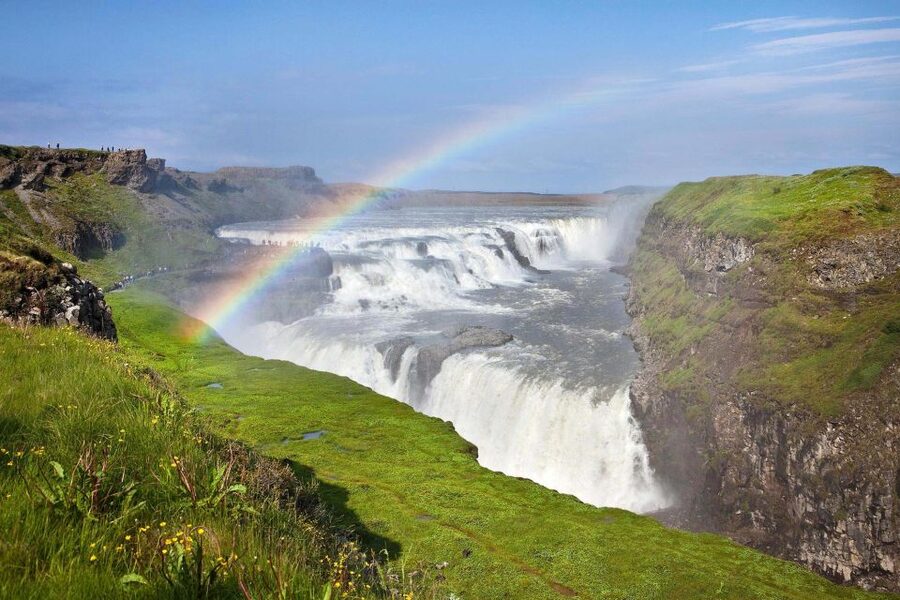 Reykjavik: Golden Circle Tour and Blue Lagoon Admission - Blue Lagoon Comfort Package: Warm Water, Silica Mask, and a Drink