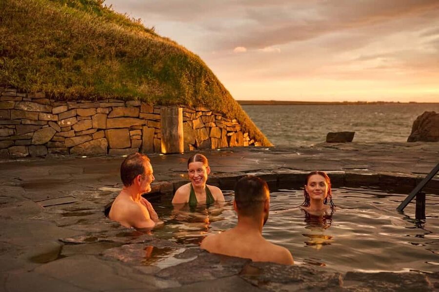 Reykjavik: Golden Circle Tour and Sky Lagoon Entry Ticket - Price and value: why $285 might feel fair