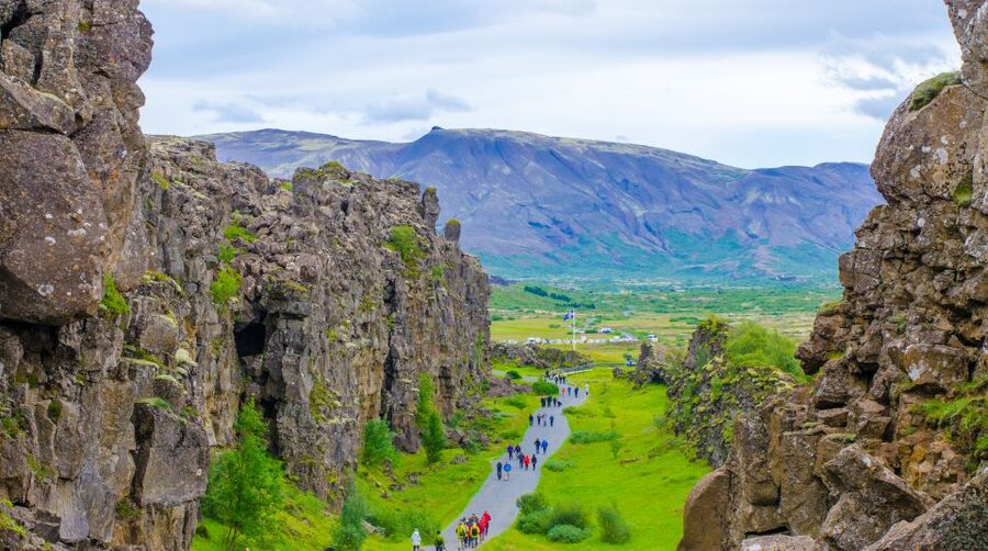 Reykjavik: Golden Circle Tour with Blue Lagoon Visit & Entry - Gullfoss Waterfall: 32 Meters of Glacial Power
