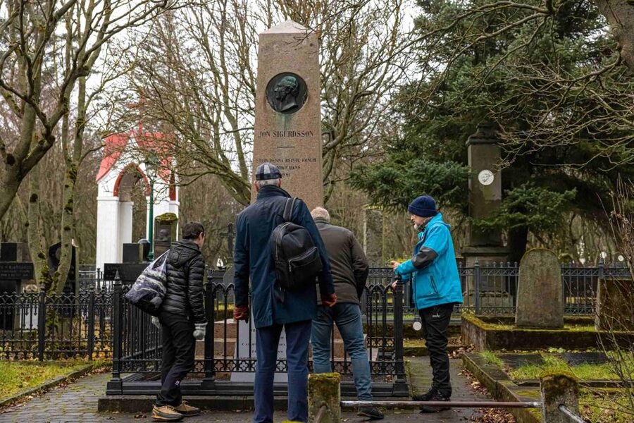 Reykjavik: Guided Folklore Walking Tour - Why 90-minute Reykjavik folklore hits differently in winter