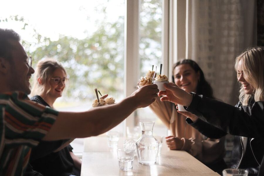 Reykjavik: Guided Foodie Walking Tour with 6 Tastings - Who this walking food tour suits best, and who should pause