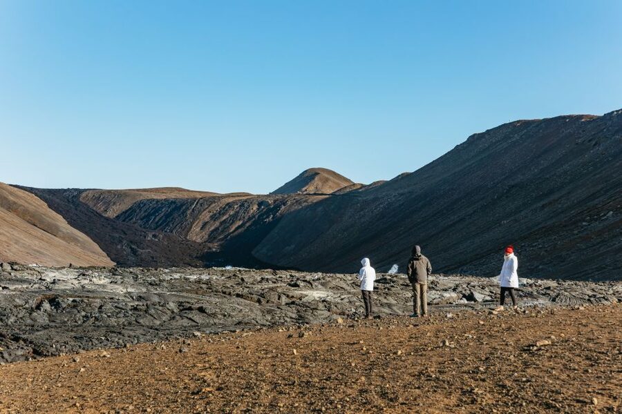 Reykjavik: Guided Tour to Volcano and Reykjanes Geopark - Price and value: what $95 buys you in real time