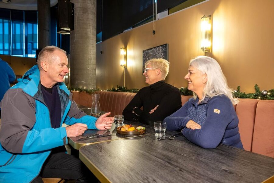 Reykjavik: Icelandic Food Tour - The final stop: beer or Brennivin, plus the hot dog you will remember