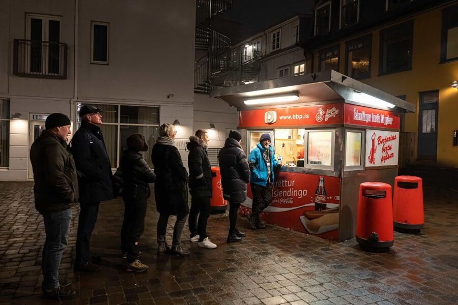 Reykjavik: Icelandic Food Tour - Guides, storytelling, and the pace that keeps you from getting overwhelmed