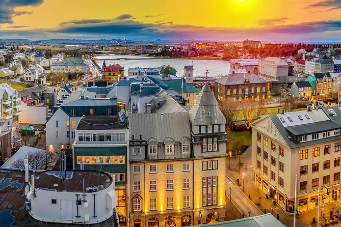 Reykjavik International Airport Private Arrival Transfer - Why a KEF-to-Reykjavik private transfer feels worth it