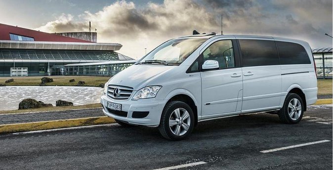Reykjavik International Airport Private Arrival Transfer - Who this transfer is best for (and who might skip it)