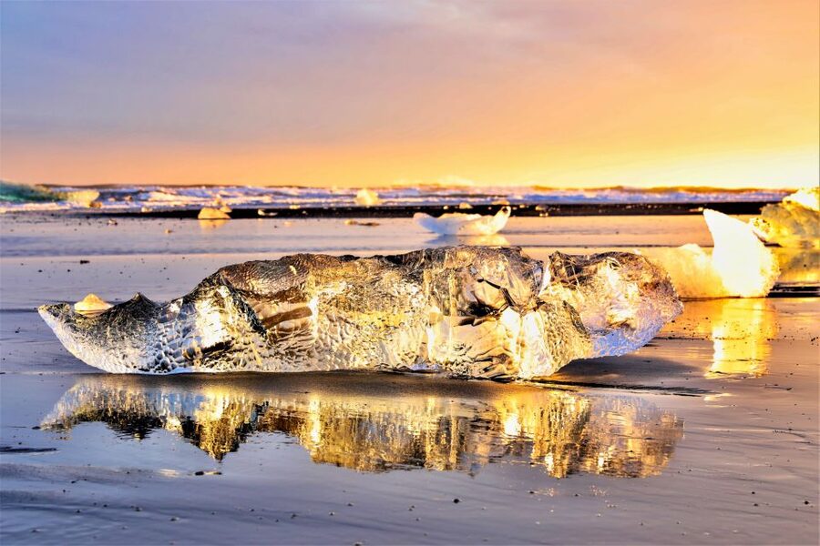 Reykjavik: Jokulsarlon Glacier Lagoon & Diamond Beach Tour - Key points at a glance