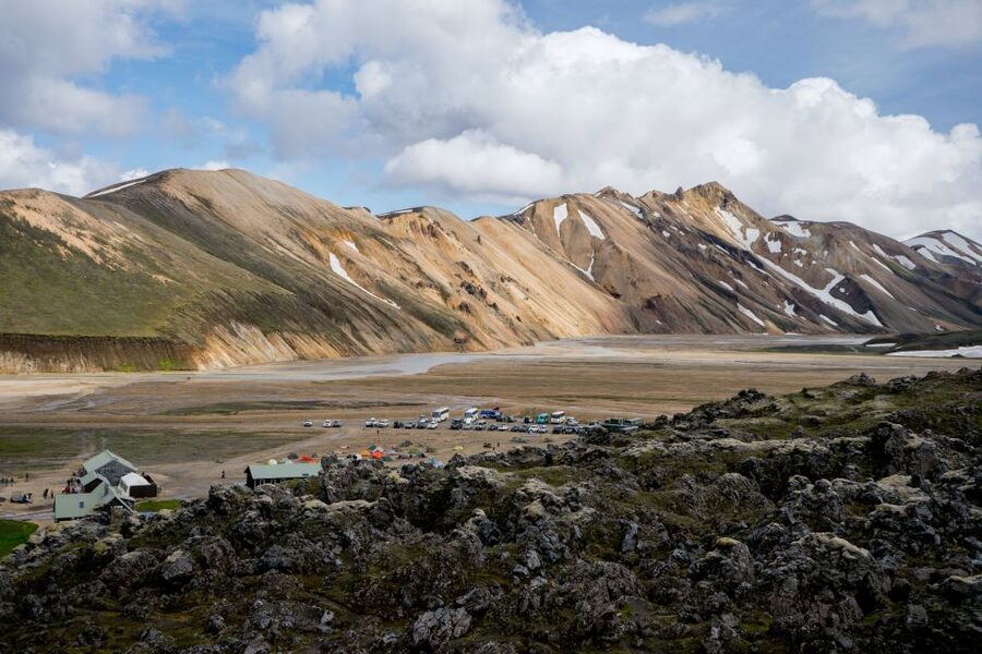 Reykjavík: Landmannalaugar Hike and the Valley of Tears - Laugahraun and the obsidian fields: what to do if you love walking slowly