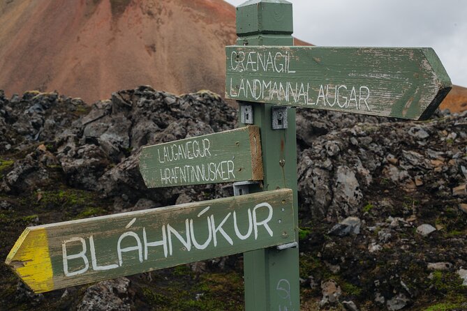 Reykjavík: Landmannalaugar & Icelandic Highlands Super Jeep Tour - Ljótipollur Crater Lake: Quick Stop, Big Color Contrast