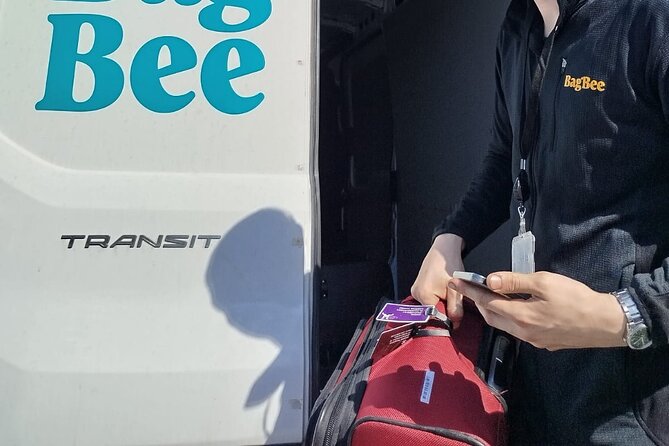 Reykjavík Luggage Transport with Airport Check-in - How Reykjavik Bag Drop Works For KEF Airport Check-in