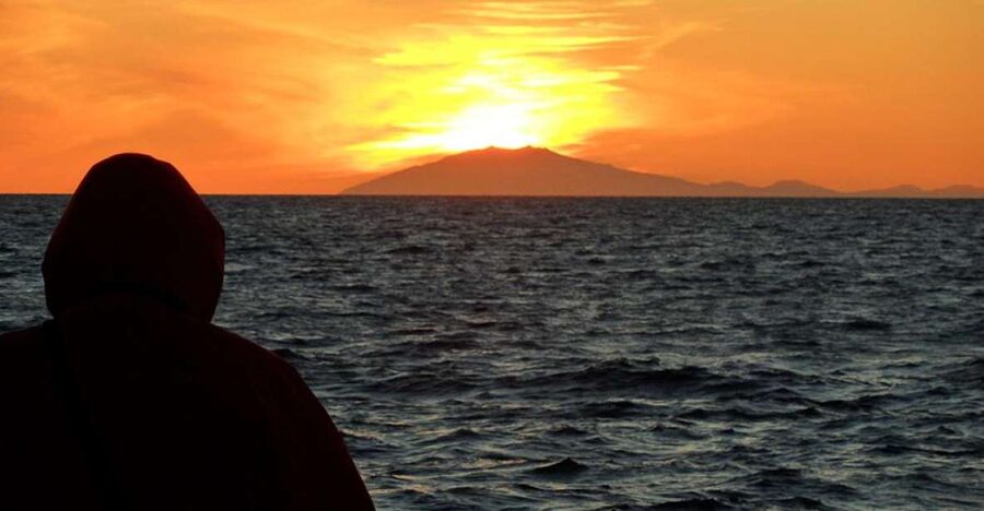 Reykjavik: Midnight Sun Whale Watching Tour - Why Faxafloi Bay and midnight sun make whale watching feel easier